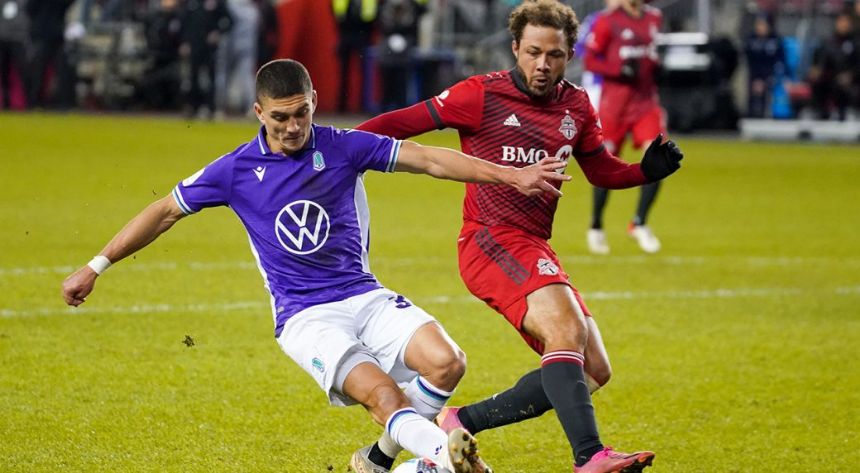 Montreal beats Toronto FC 1-0 in Canadian Championship
