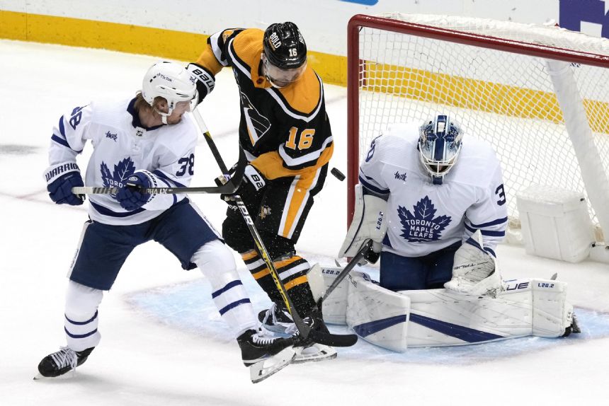 Murray shines in return to Pittsburgh as Leafs top Pens 5-2