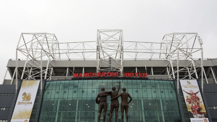 Murtough steps down as Man United football director amid shake-up of leadership structure