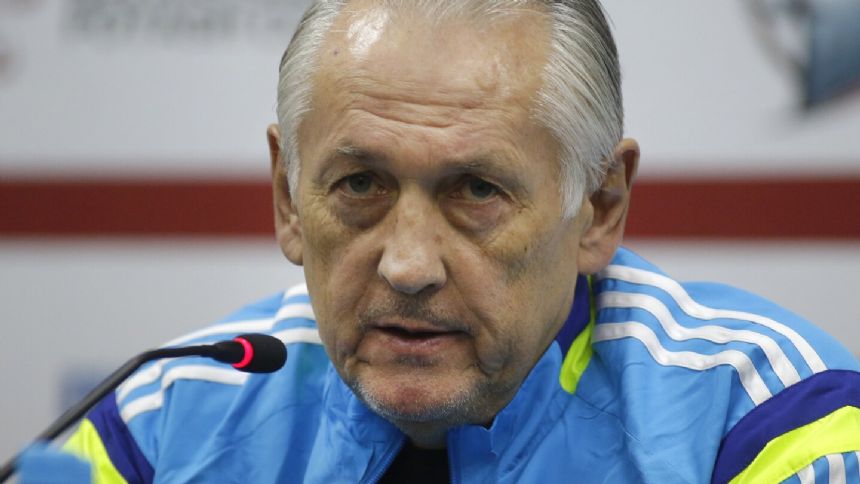 Mykhailo Fomenko, former Ukraine coach and a Soviet-era player for Dynamo Kyiv, has died at 75