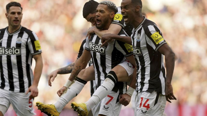 Newcastle beats Sunderland 3-0 in the FA Cup to end slump. Isak scores twice