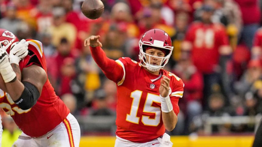 NFL 2021 playoff picture, standings: Chiefs clinch first playoff berth in AFC, Cowboys wrap up NFC East