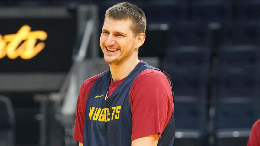 Nikola Jokic plans to sign five-year, $260 million supermax deal with Nuggets in offseason, per report