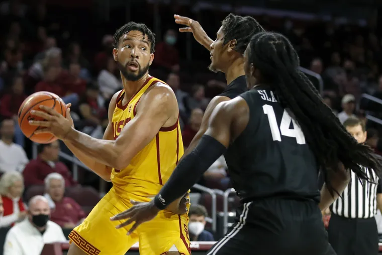 No. 16 USC beats Long Beach State 73-62, improves to 10-0