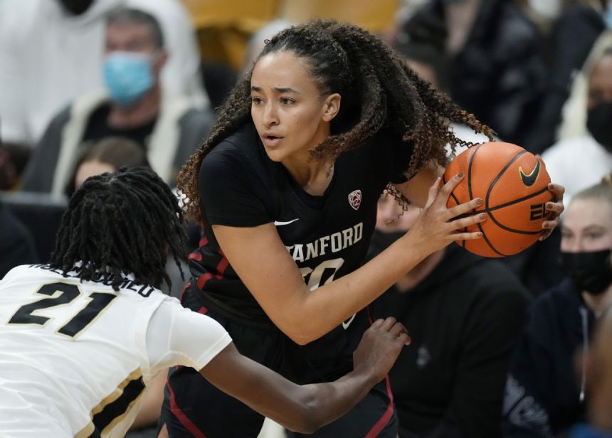 No. 2 Stanford hands No. 22 Colorado its first loss, 60-52