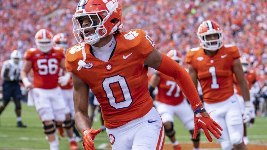 No. 25 Clemson, QB Klubnik bounce back to roll past FCS foe Charleston Southern 66-17.