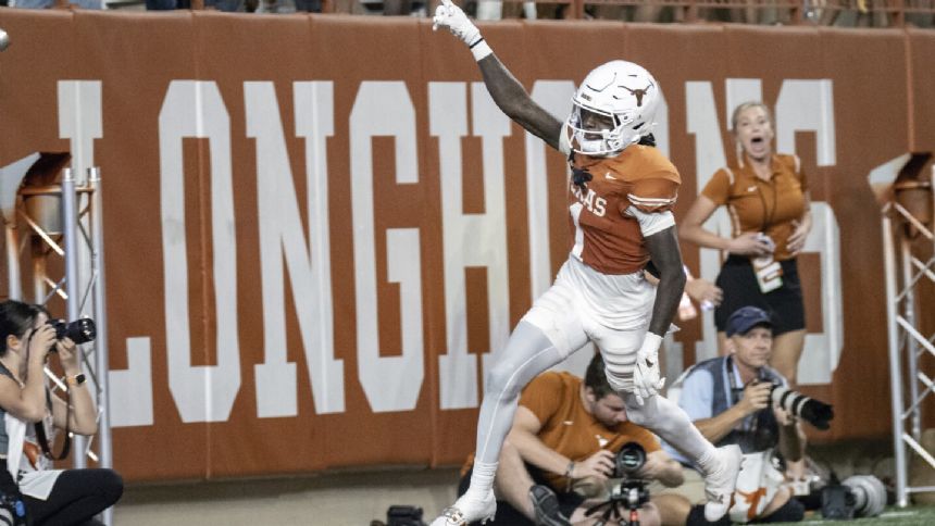No. 3 Texas a dominant second half team as Longhorns head into Big 12 play