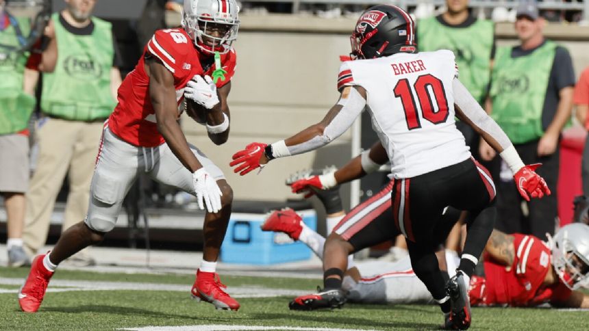 No. 6 Buckeyes' visit to No. 9 Notre Dame is Big Ten's top game; No. 24 Iowa is at No. 7 Penn State
