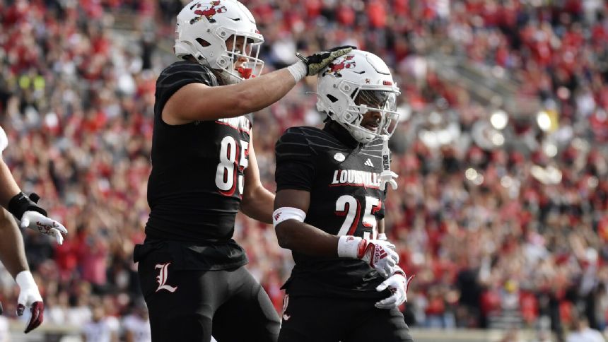 No. 9 Louisville seeks ACC title game berth, 10-win season at Miami