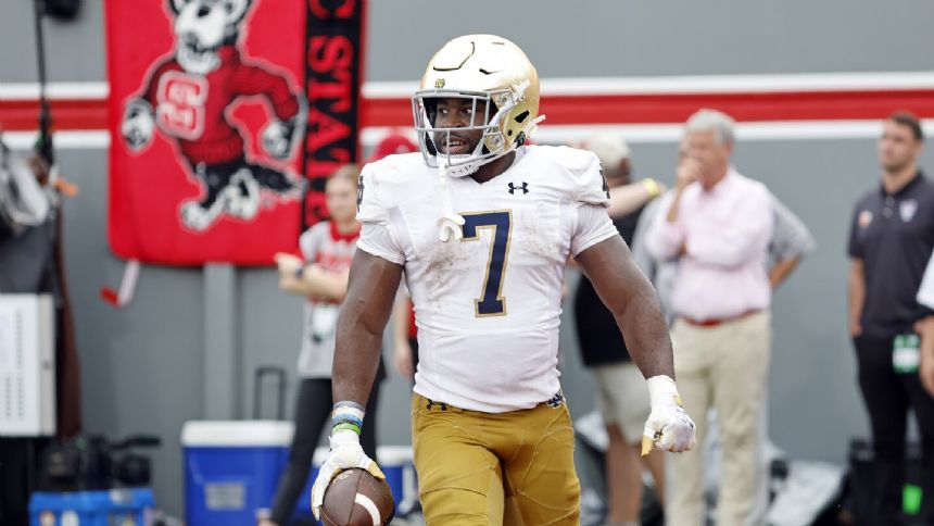 No. 9 Notre Dame Sticks with old-school run game, employing deep table of backs