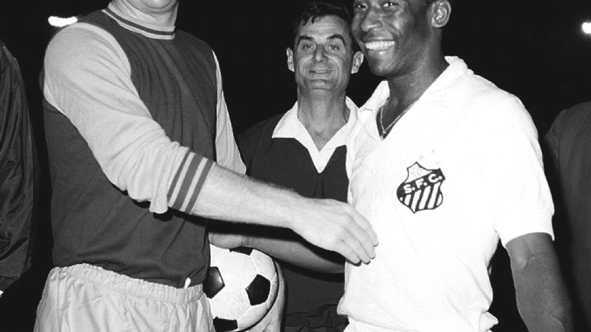 No Santos player will wear Pele's No. 10 until the club returns to Serie A, new club president says