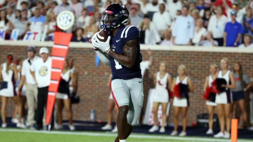 Ole Miss vs. Georgia Tech odds, line, bets: 2022 college football picks, Week 3 predictions from proven model