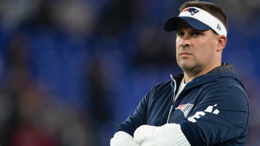 Options for Patriots at offensive coordinator if Josh McDaniels heads to Las Vegas for Raiders job