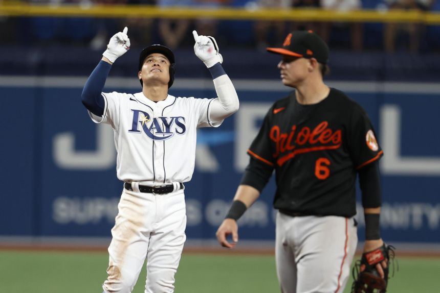 Orioles' win streak ends at 10; Bethancourt, Rays rally