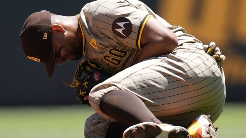 Padres' star Xander Bogaerts placed on IL with fractured left shoulder