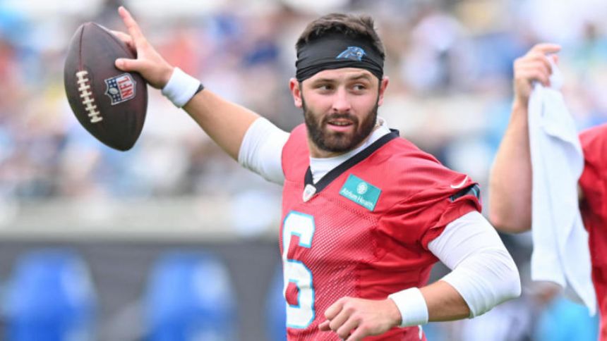 Panthers' Baker Mayfield brushes off questions regarding Deshaun Watson, Week 1 showdown with Browns