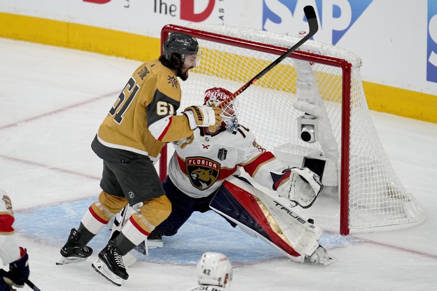 Panthers goalie Sergei Bobrovsky pulled after allowing 4 goals in Game 2 of Stanley Cup Final