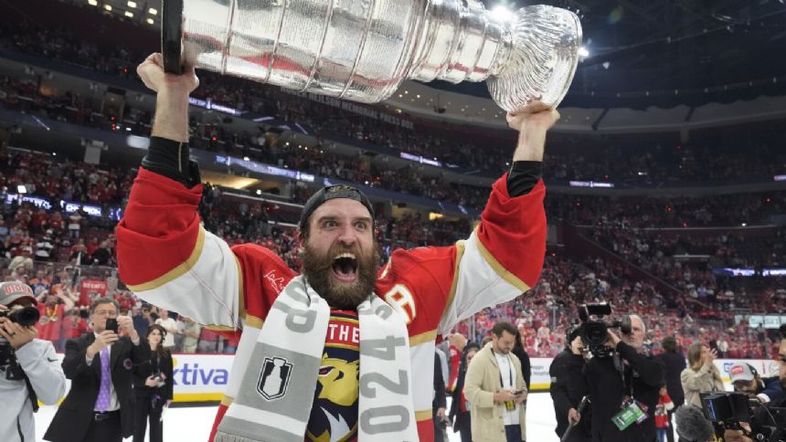 Panthers' Aleksander Barkov becomes the first Stanley Cup-winning captain from Finland