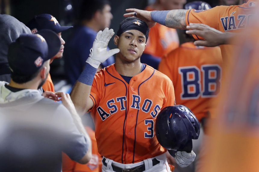 Pena, McCormick homer to lead Astros over Angels 4-3
