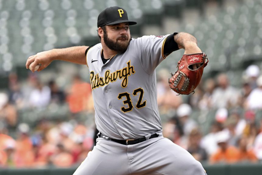 Pirates get rare win at Camden Yards, 8-1 over Orioles