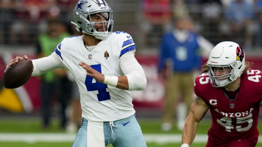 Prescott, Elliott getting used to being former teammates with Cowboys, Patriots set to meet