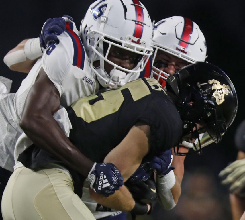 Purdue bounces back with 28-26 victory over Florida Atlantic