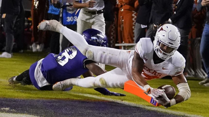QB Ewers back for No. 7 Texas, which also gets big games from Brooks and Worthy in 29-26 win at TCU