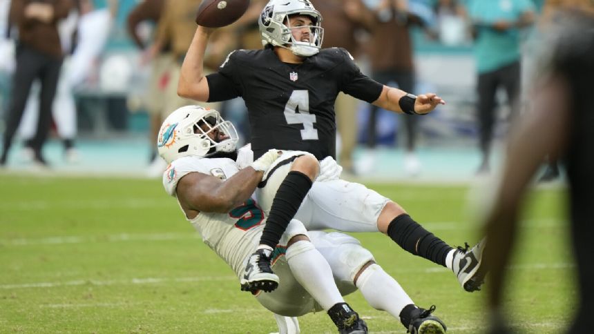Raiders appear likely to look for a quarterback in next year's draft