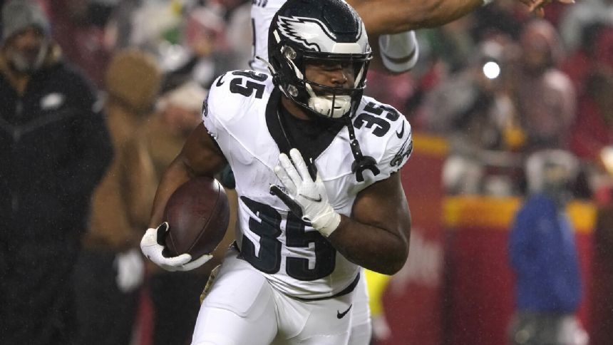 Rams sign longtime Eagles backup RB Boston Scott to a 1-year contract