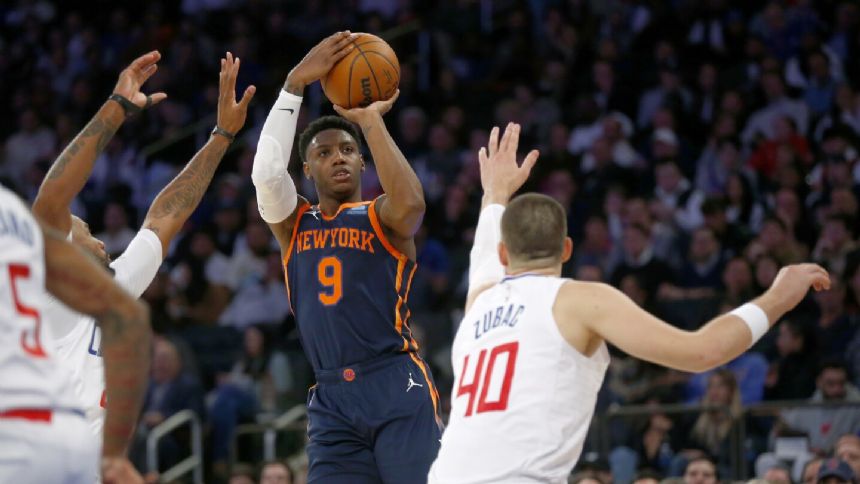 Randle, Barrett lead Knicks to 111-97 victory in Harden's Clippers debut