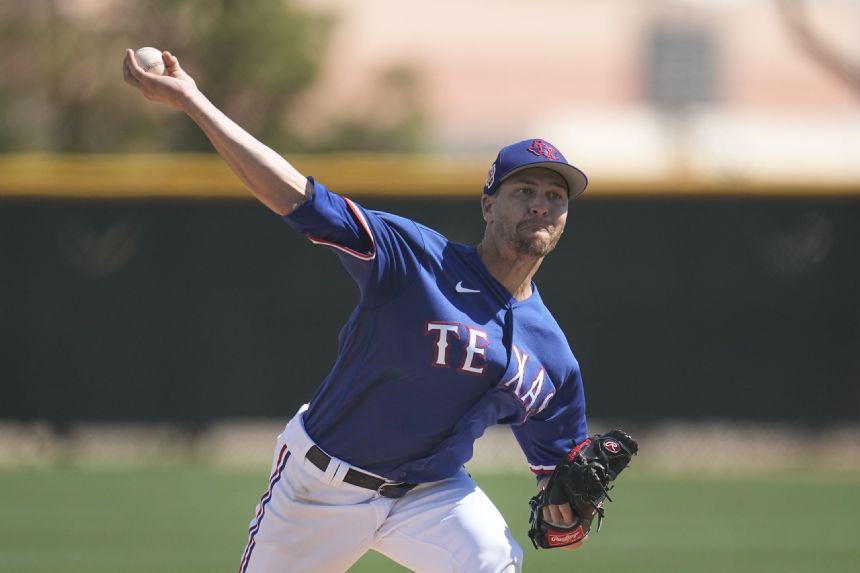 Rangers finally see deGrom in a game, against minor leaguers