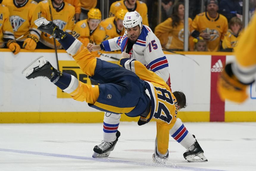 Rangers trade Ryan Reaves to Wild for 5th-round pick in 2025