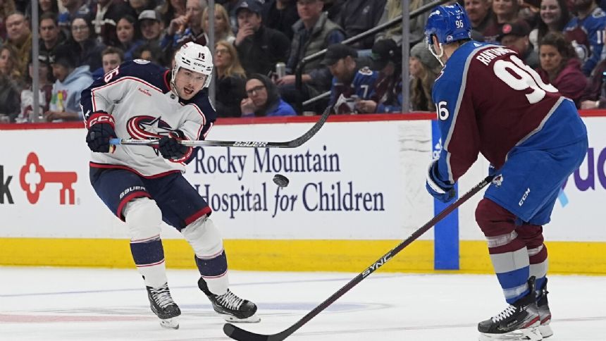 Rantanen scores twice, MacKinnon extends home points streak as Avalanche beat Blue Jackets 6-1