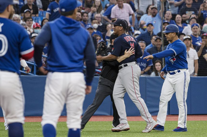 Red Sox beat Jays 6-5 in 10 to avoid three-game sweep