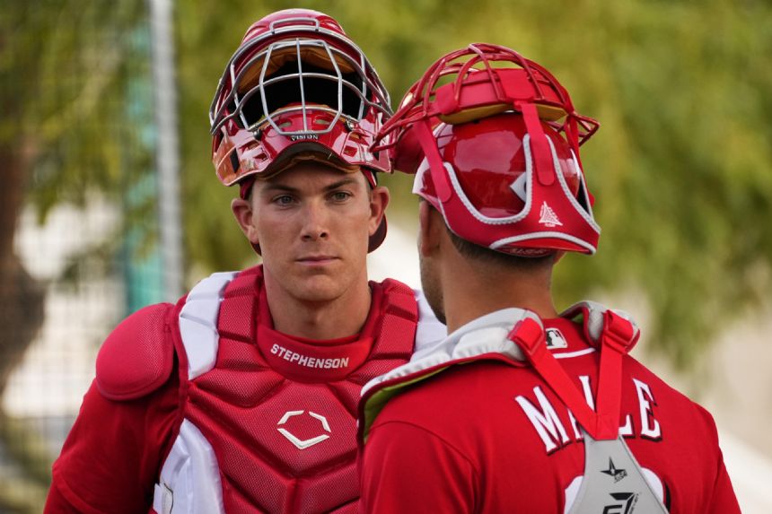 Reds will give Stephenson time off from rigors of catching