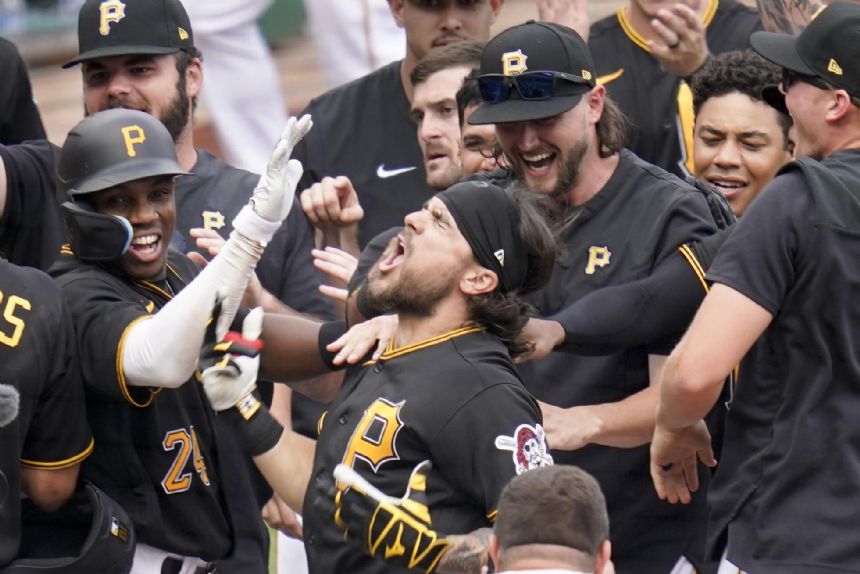 Reynolds scores winning run as Pirates top slumping Brewers