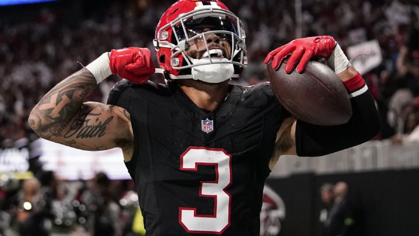 Ridder overcomes 2 interceptions to lead Falcons past Saints 24-15 and into first-place tie