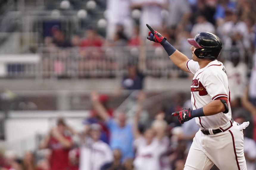 Riley homers, Anderson shines as Braves beat Cards 7-1