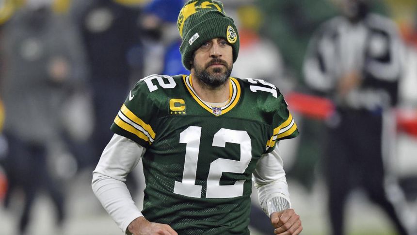 Rodgers says Packers' off week gave his toe time to improve