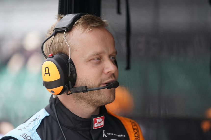 Rosenqvist staying with McLaren but could move to Formula E