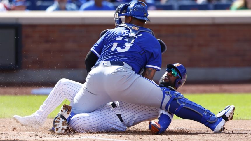 Royals C Salvador Perez out of starting lineup again with groin injury
