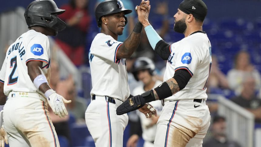 Ryan Weathers strikes out a career-high 10 as Marlins beat Giants 6-3