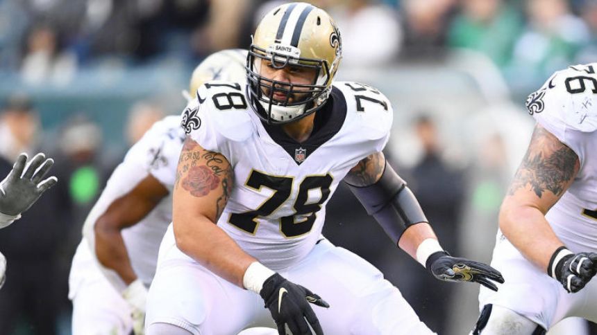 Saints extend Erik McCoy for up to $63.75M, making veteran one of NFL's highest-paid centers, per report