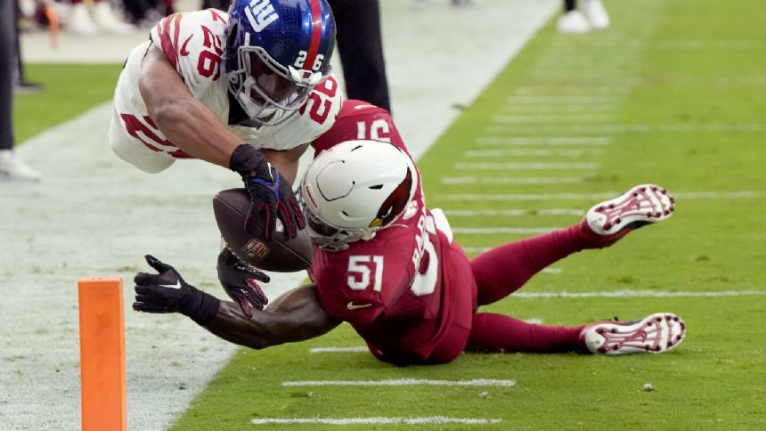 Saquon Barkley is limited for the 2nd straight New York Giants practice