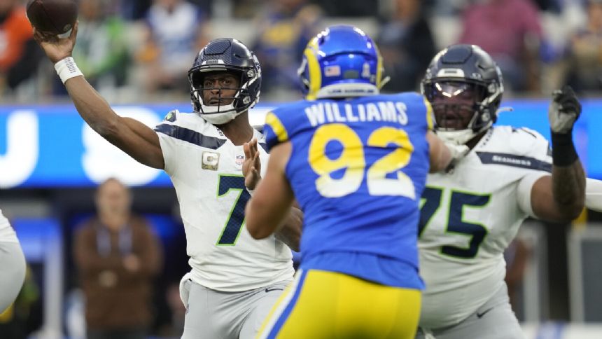 Seahawks QB Geno Smith, Rams WR Cooper Kupp both sidelined by injuries in 2nd half