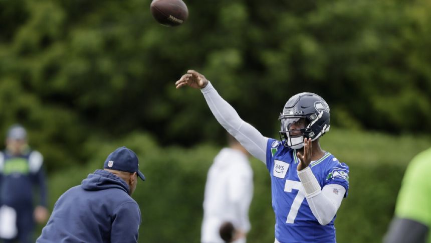 Seattle QB Geno Smith says learning a new offense is easier at this point of his career