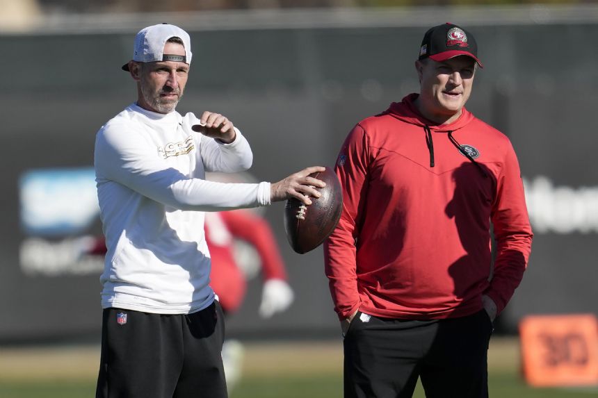 Shanahan 'content' with Purdy, Lance as top 2 QBs for 2023