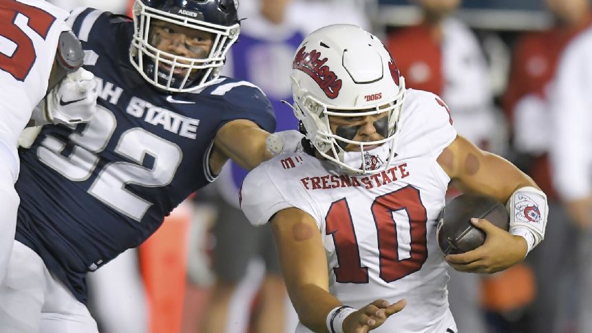 Sherrod's third touchdown run lifts Fresno State over Utah State 37-32
