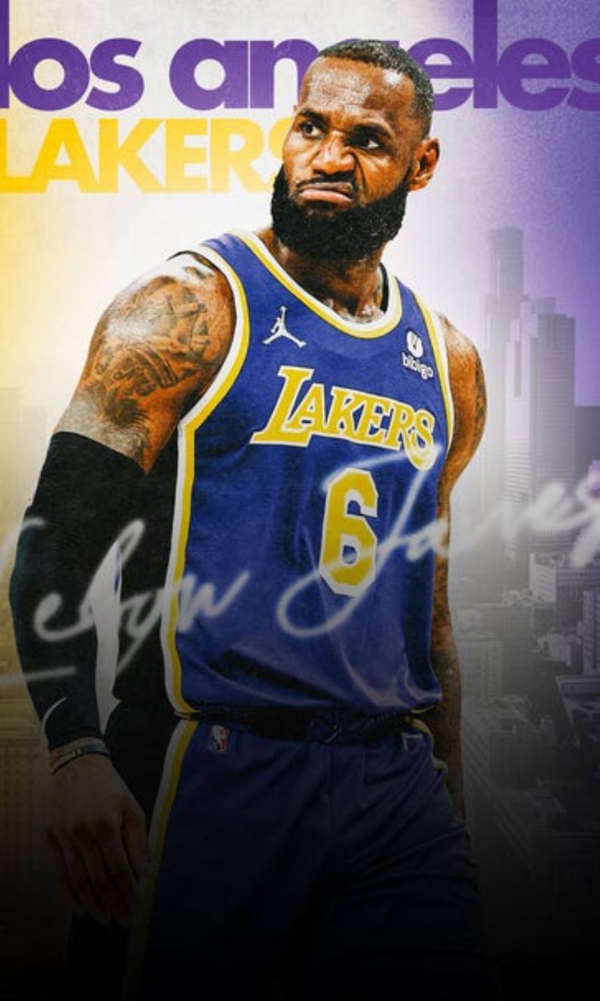 Should LeBron James sign an extension with Lakers?