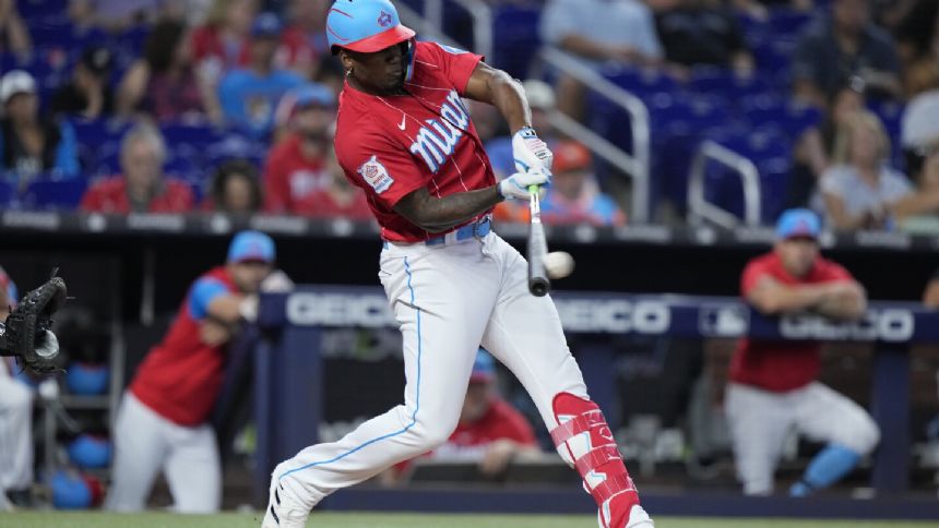 Slugging free agent Jorge Soler agrees to $42M, three-year deal with Giants, AP source says